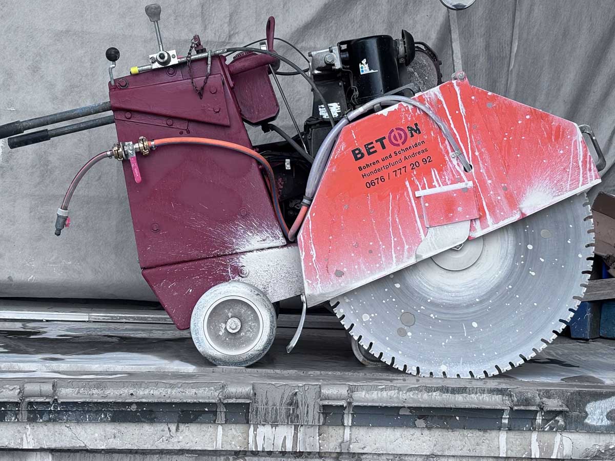 Asphaltschneiden